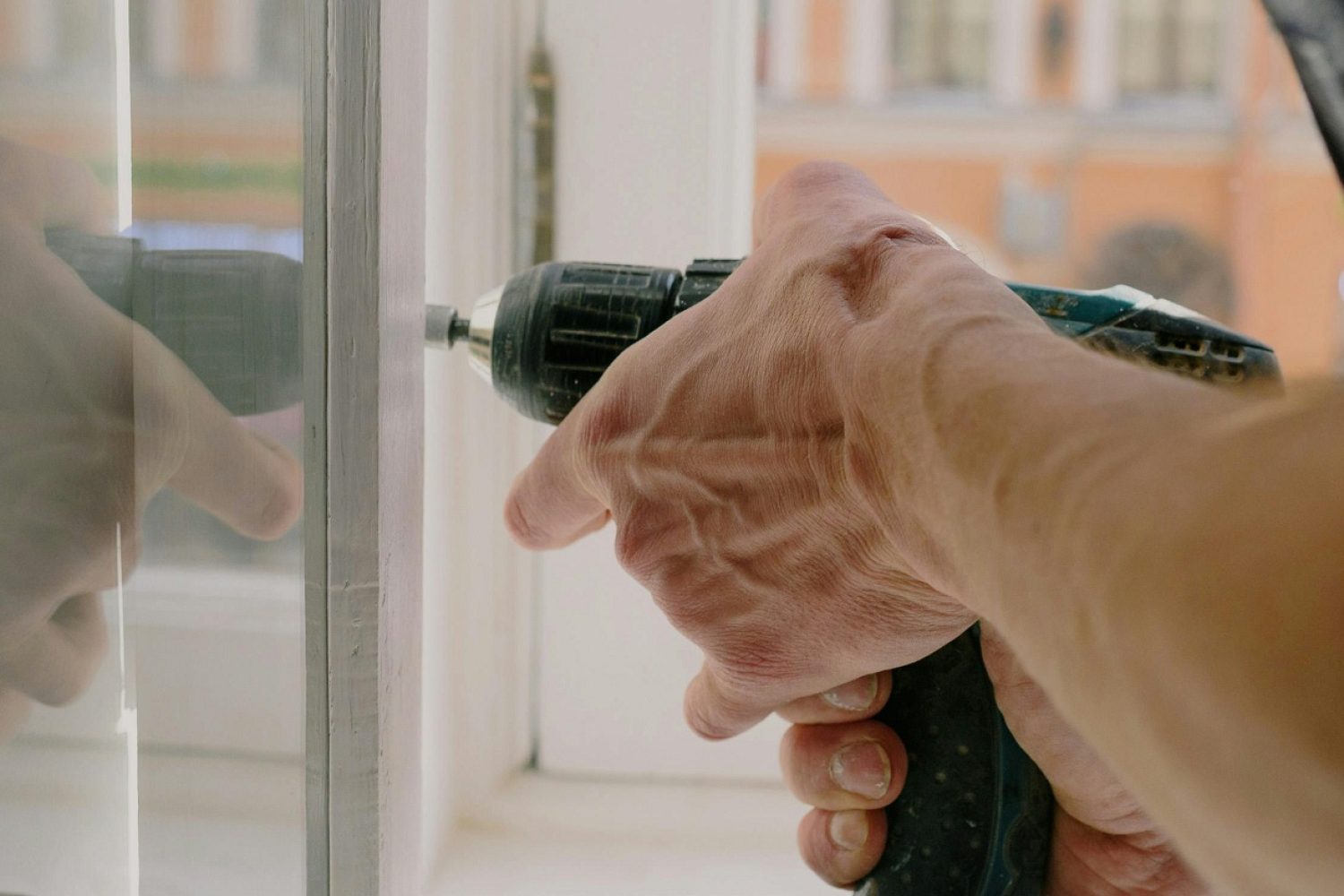 emergency glass repair